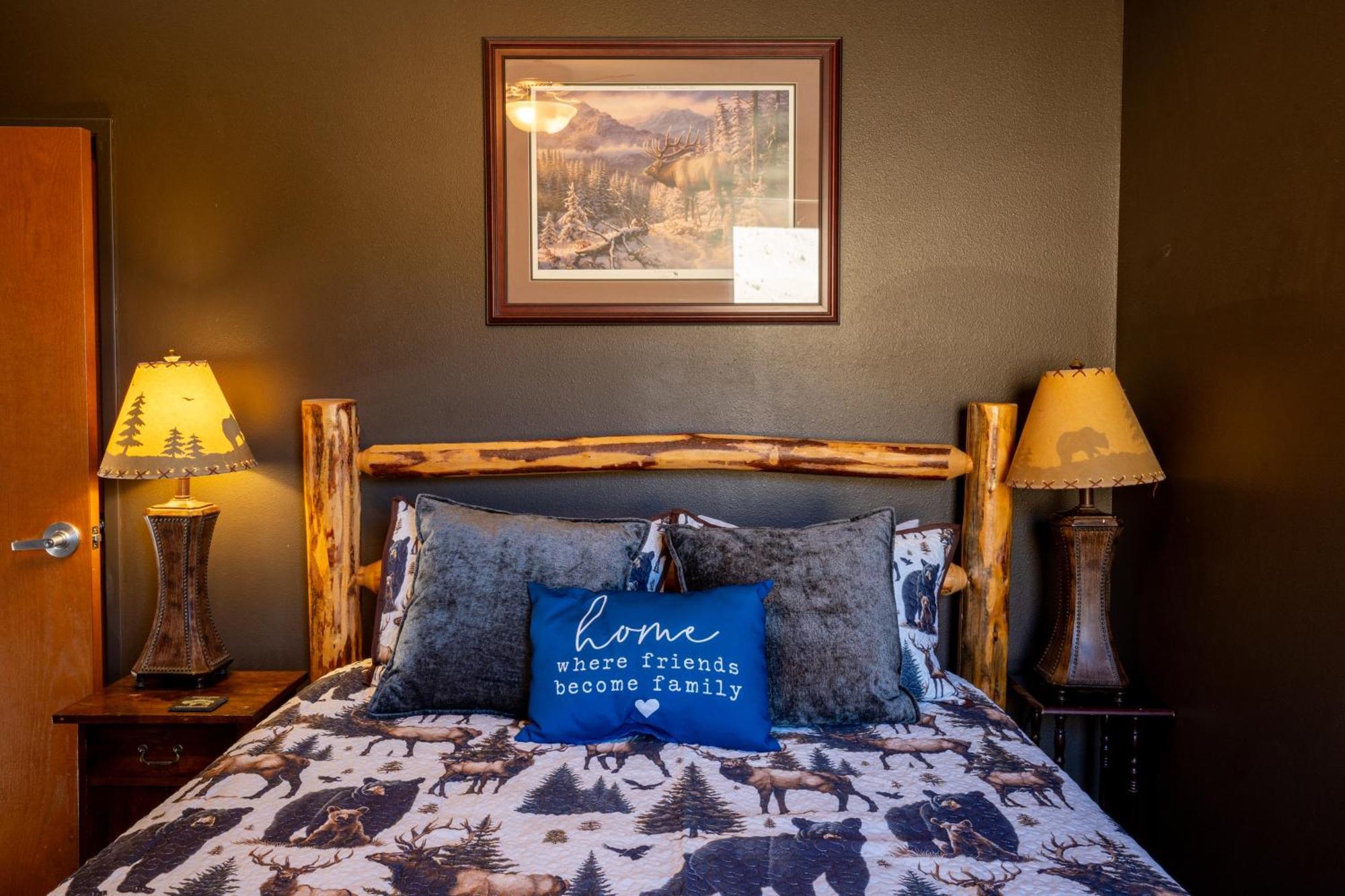 Bison Lodge - Lg Home - 2 Bedrooms - Less Than 5 Miles To Yellowstone North Entrance, Sleeps Up To 8 Gardiner Ngoại thất bức ảnh