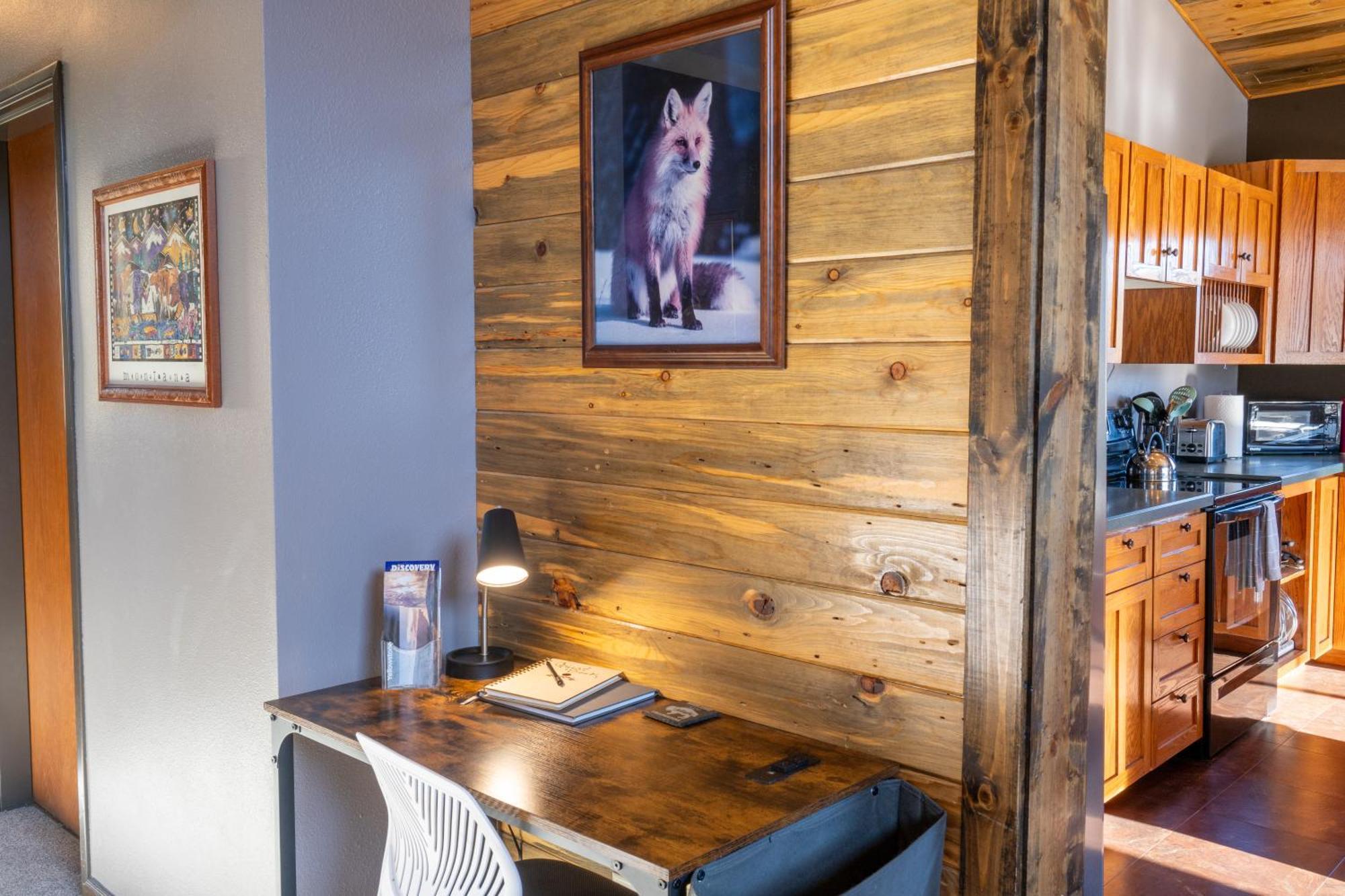 Bison Lodge - Lg Home - 2 Bedrooms - Less Than 5 Miles To Yellowstone North Entrance, Sleeps Up To 8 Gardiner Ngoại thất bức ảnh